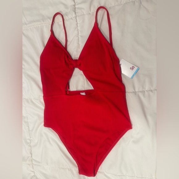 SO Red Women's One Piece Swimsuit with Twist Front - Picture 5 of 7